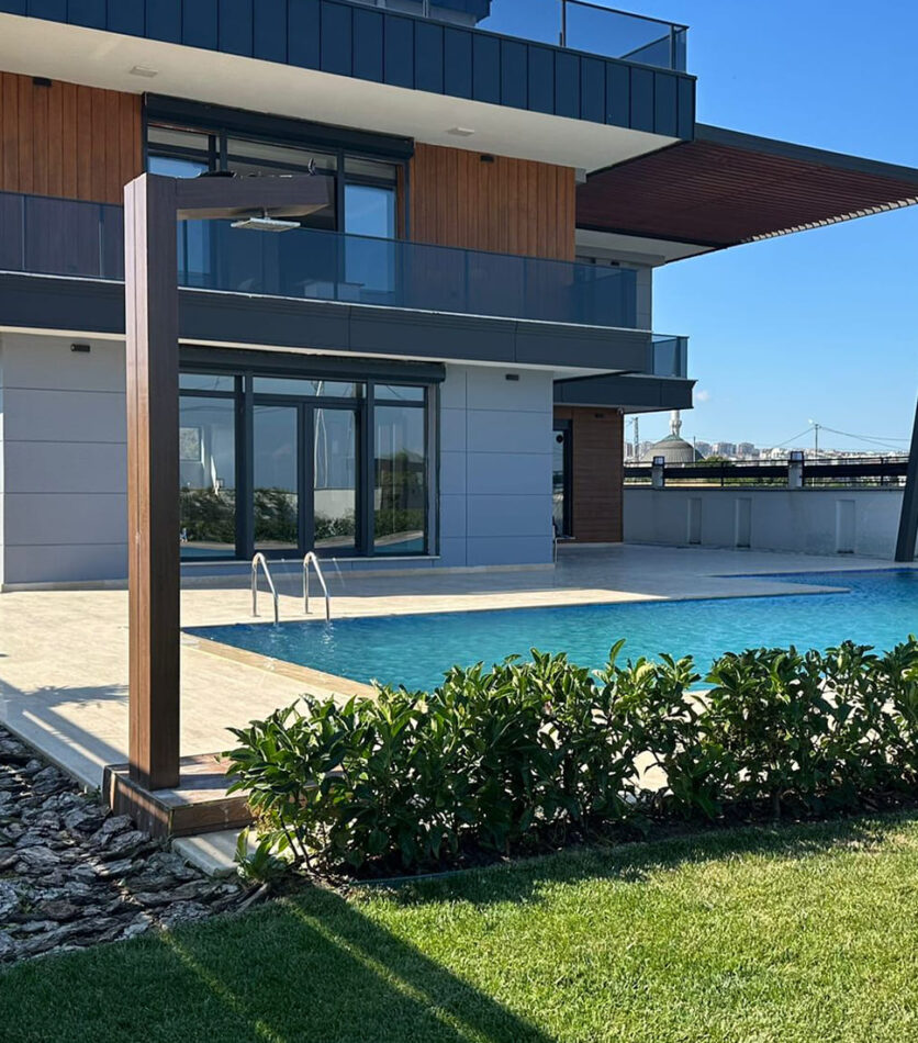 Big Villa For Sale 23
