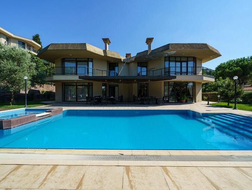 Properties - Grid 2 67 Private Villa For Sale in Istanbul Bosphorus View 11