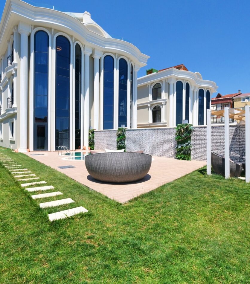 Villa For Sale In Istanbul Sea View 3