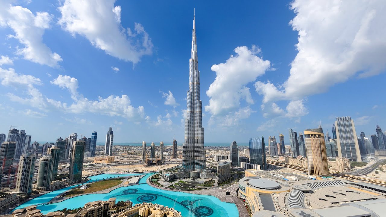 Real Estate Investment in Dubai 11 Burj Khalifa Touch the Sky
