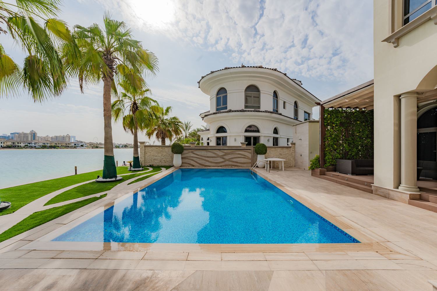 Real Estate Investment in Dubai 27 Luxury Villa for Sale in Dubai 30 1