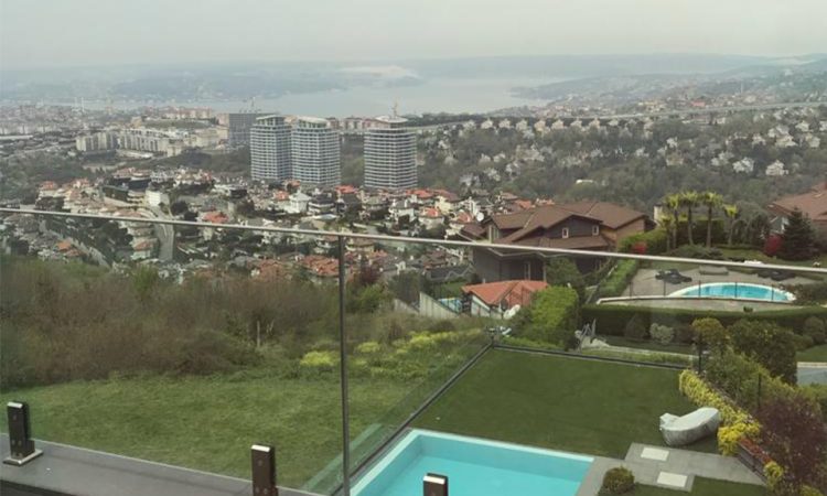 Sea View Villa For Sale in Istanbul – Bosphorus Villa Acarkent 1