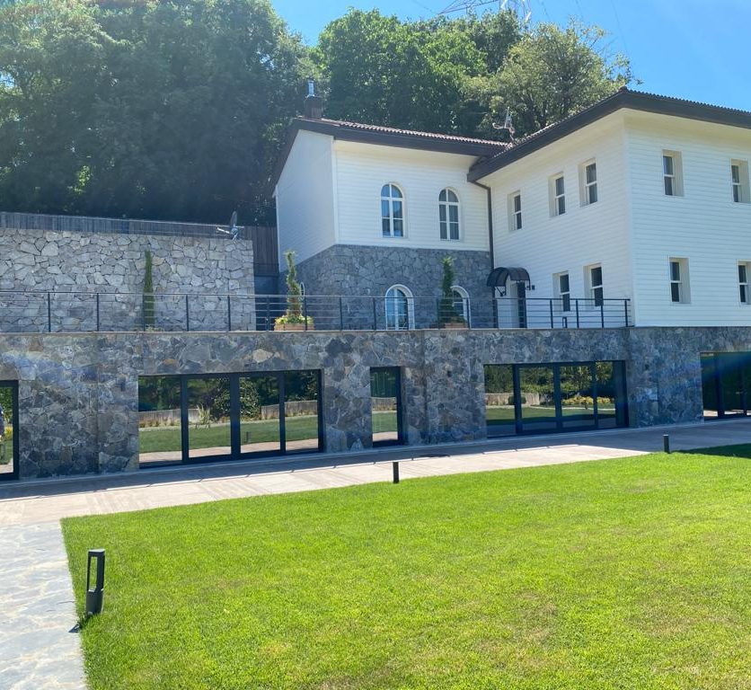 Sea view villa in bosphorus istanbul for sale 22