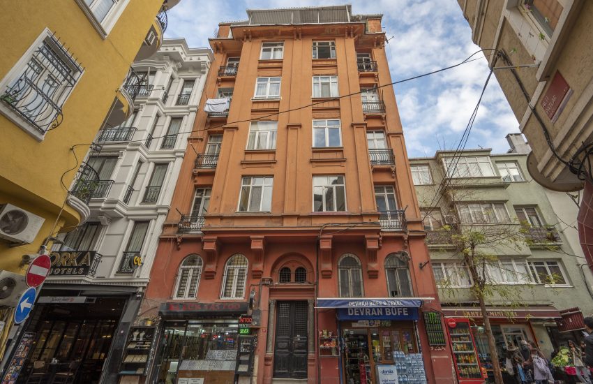 Old Houses For Sale in Taksim Istanbul 22