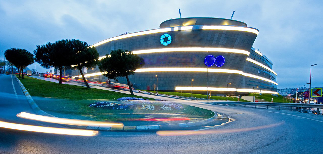 Shopping Mall For Sale in Istanbul 4 marmara forum avm