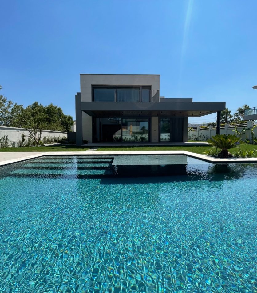 Luxury Villa For Sale in Izmir 10