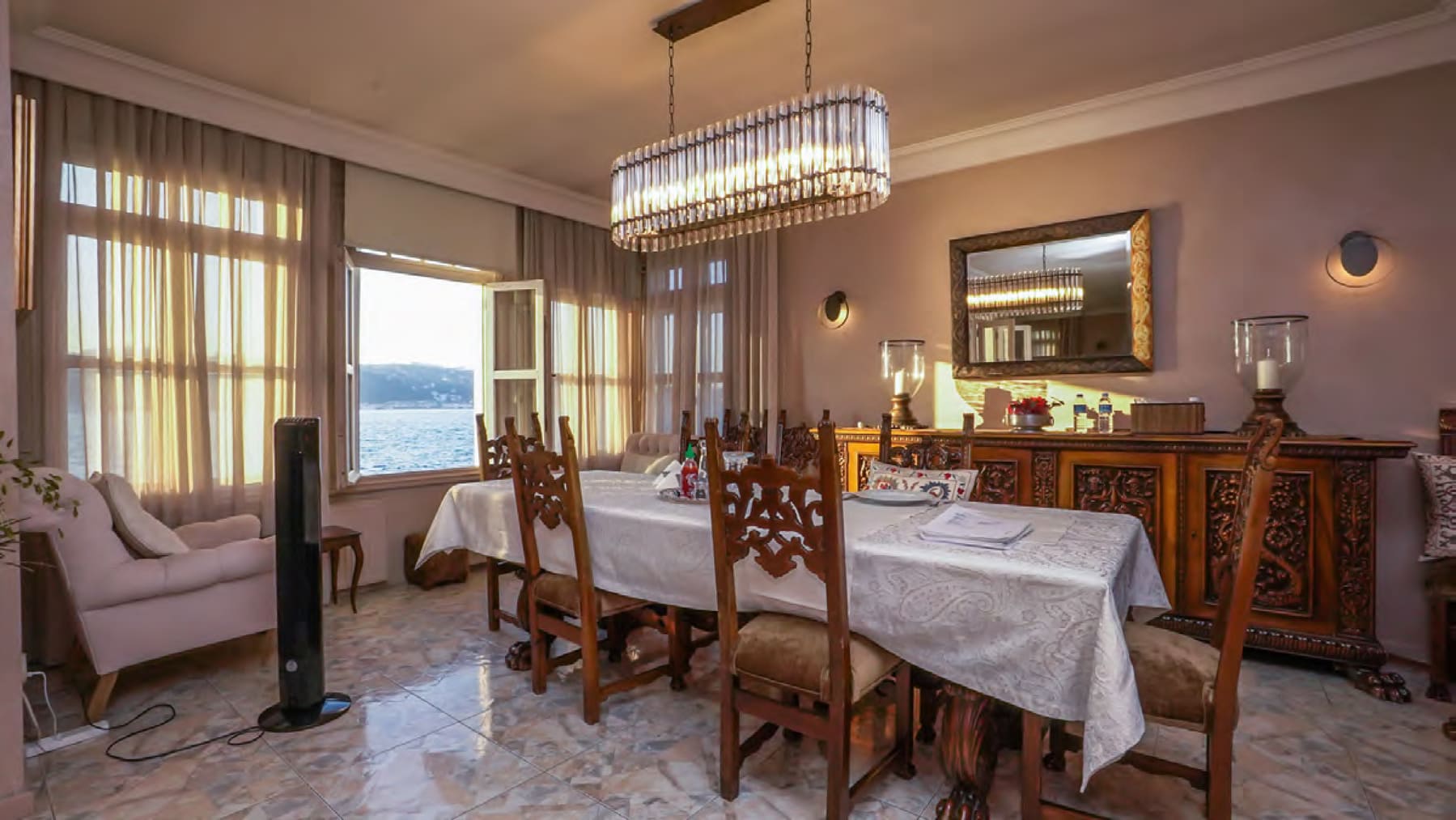 Sea Front Villa in Istanbul For Sale (30)