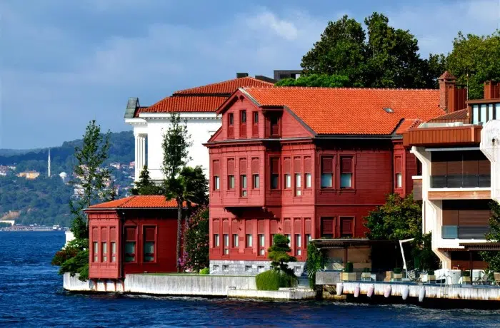 Istanbul Bosphorus Mansions History 17 yedi sekiz hasan pasa yalisi 1