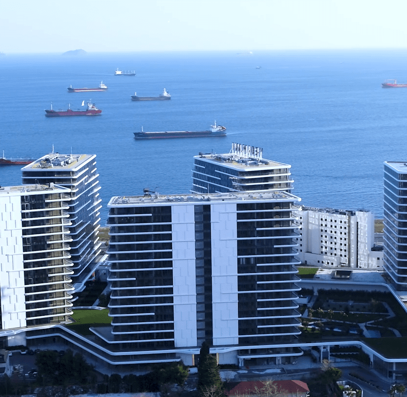 Five star hotel building for sale in Istanbul 1