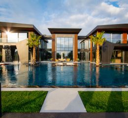 Luxury Mansion For Sale in Istanbul 59